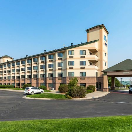 Comfort Inn & Suites Market - Airport Грейт Фолс Екстериор снимка